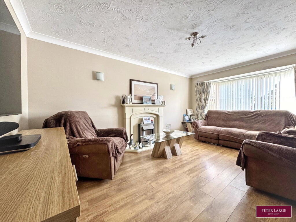 Main image of property: Lon Ystrad, Rhyl, Denbighshire LL18 4DL