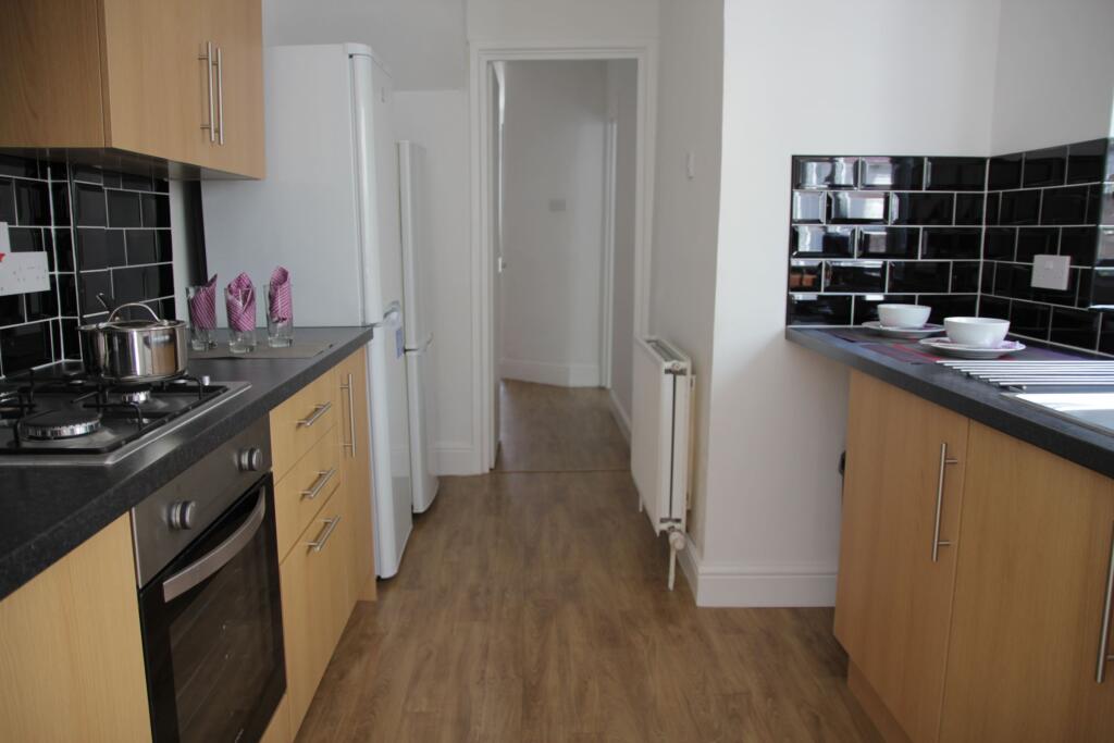 4 bedroom terraced house for rent