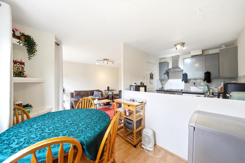 Apartment in Nottingham, The Park - More
