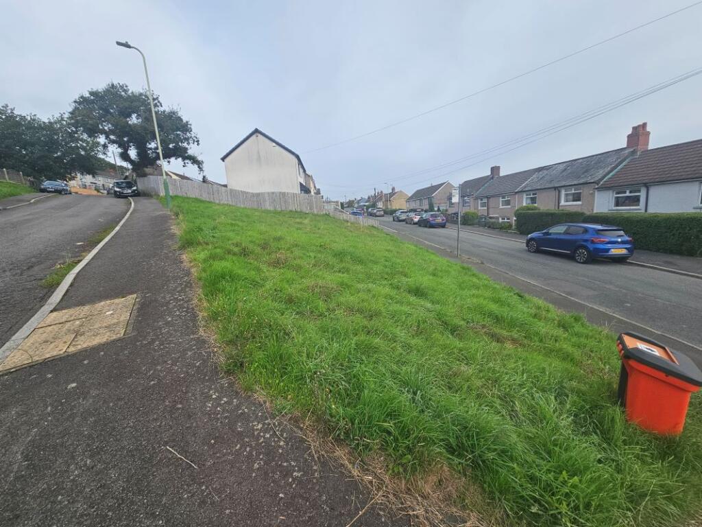 Building Plot, Fflorens Road, Newbridge, Newport, Gwent, NP11 3DW - View 3