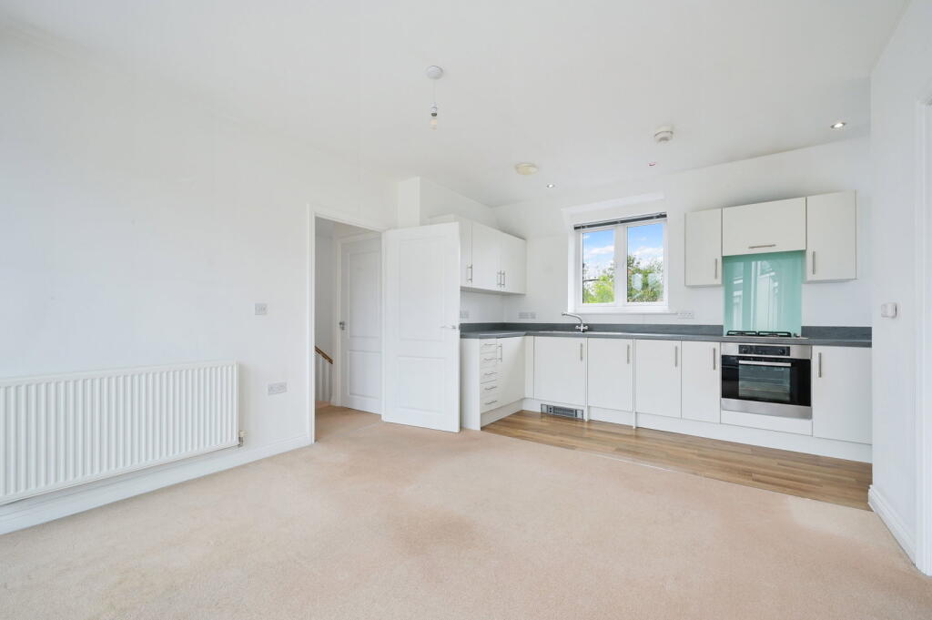 House in Tandridge, Holland, Oxted - View 5