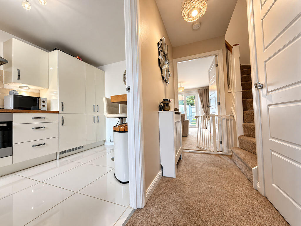 House in Plymouth - View 4