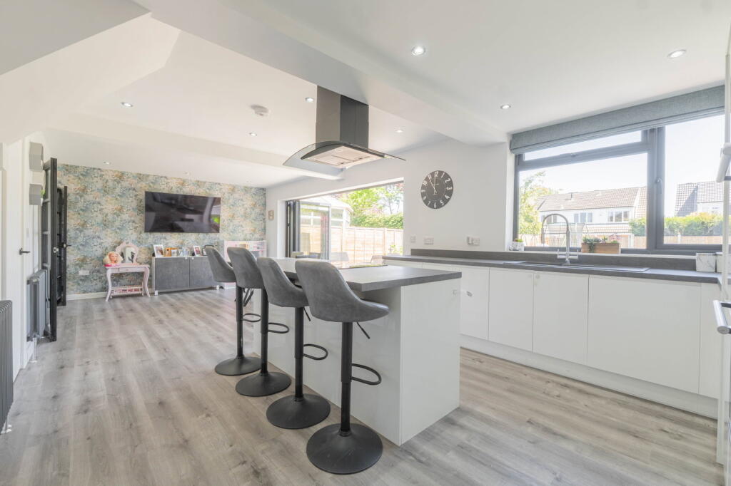 House in Solihull, West Midlands - More