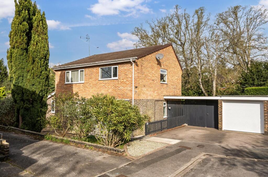 4-bed detached on Westwood Gardens, Chandler's Ford, Eastleigh, £595,000