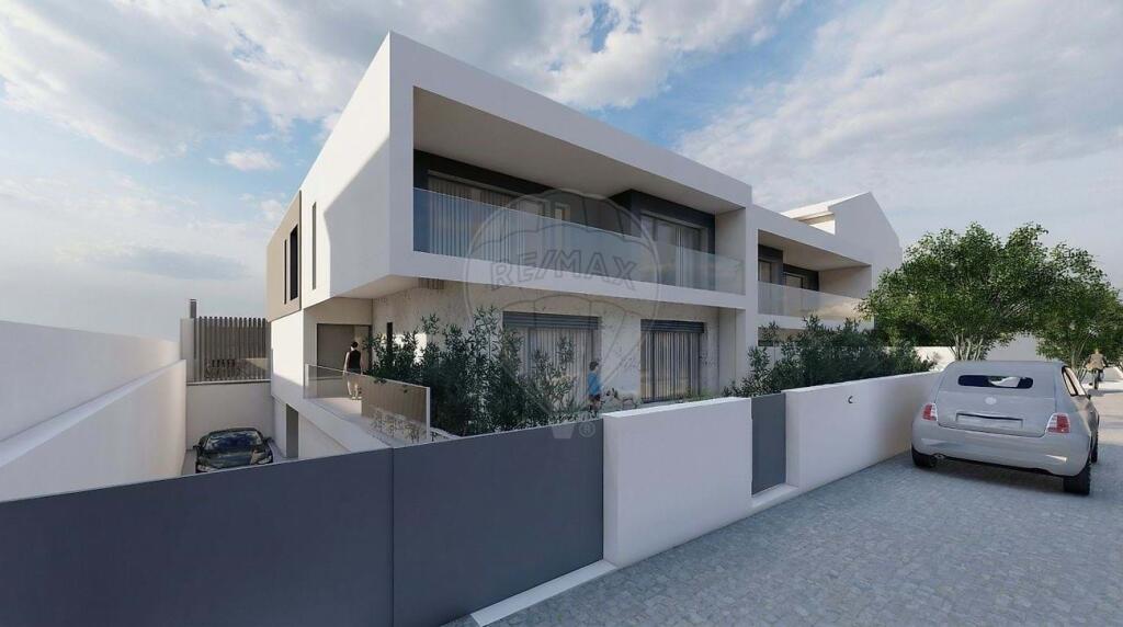 Main image of property: Lisbon, Mafra