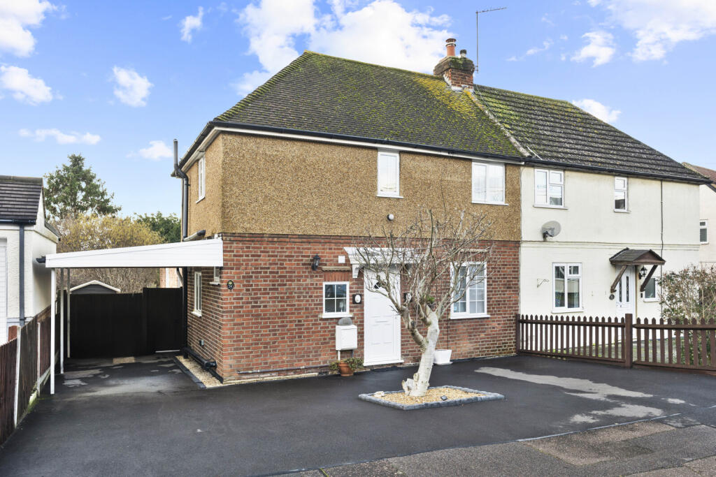 Main image of property: Allmains Close, Nazeing, Waltham Abbey, Essex, EN9