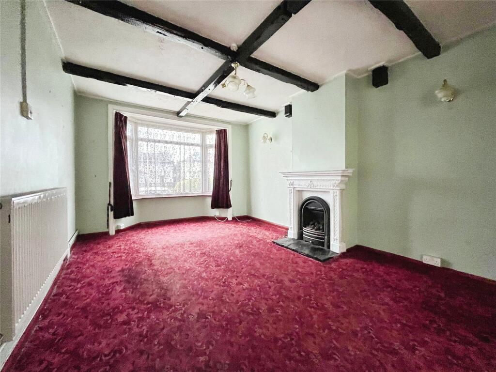 Kingsholm Gardens, London, SE9 photo 2