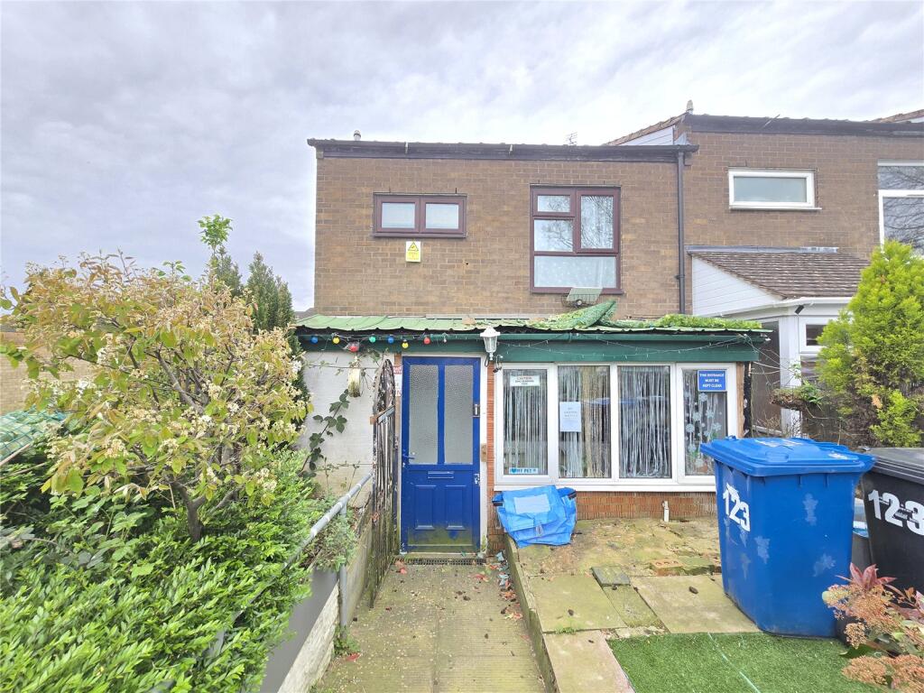 Main image of property: Chapelon, Tamworth, Staffordshire, B77