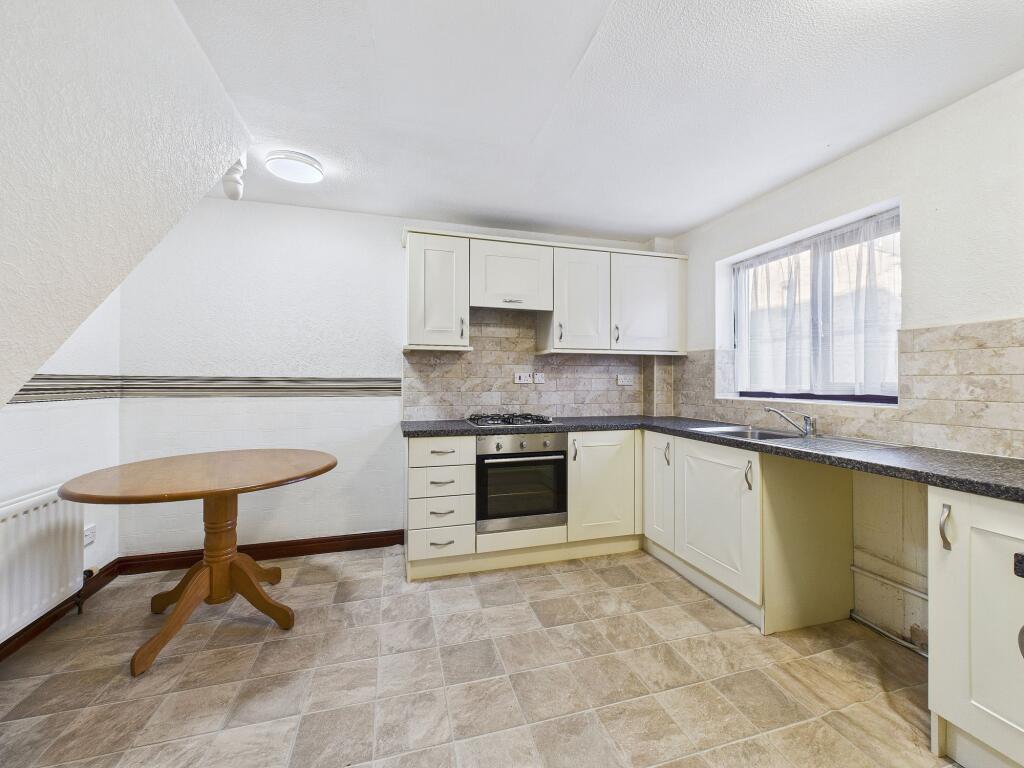 House in Durham - View 3