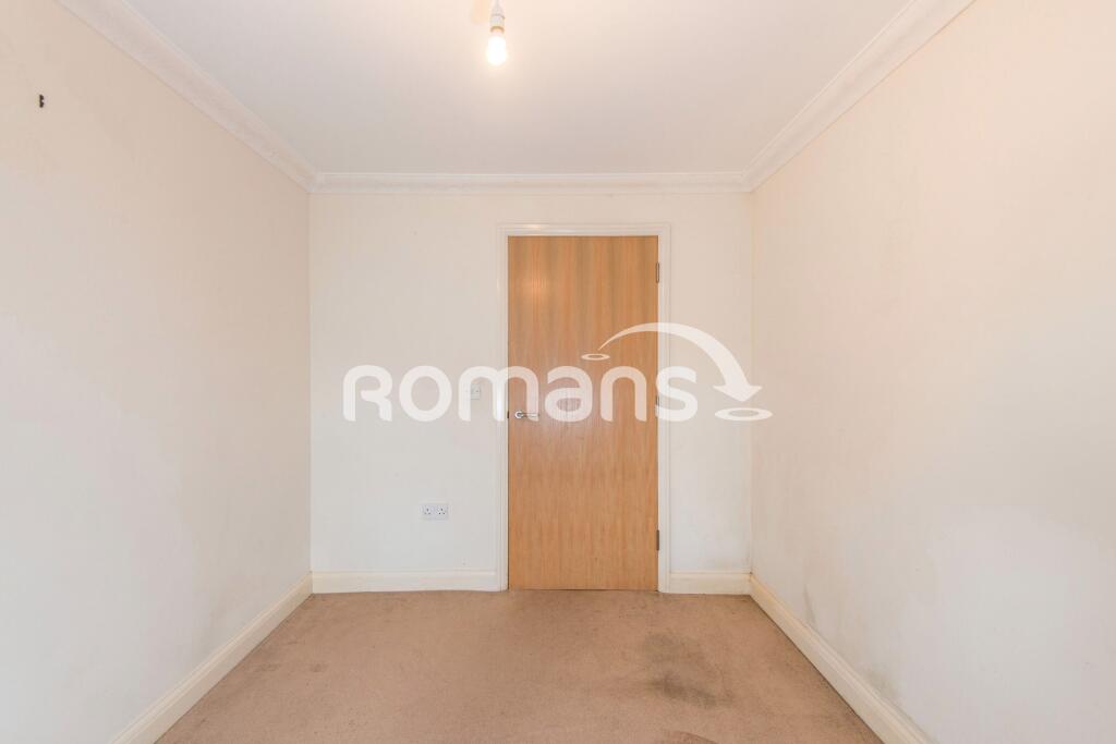 Apartment in Southampton - More