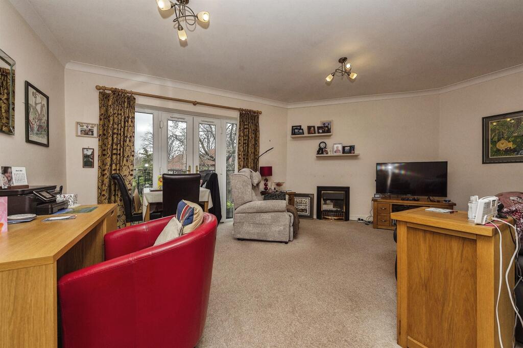 Additional image 5 of Batchwood View, St. Albans