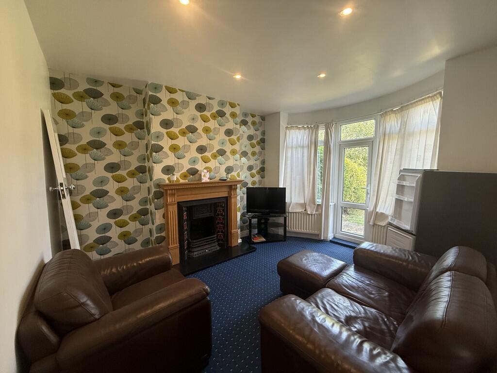 Main image of property: Third Avenue, Tang Hall
