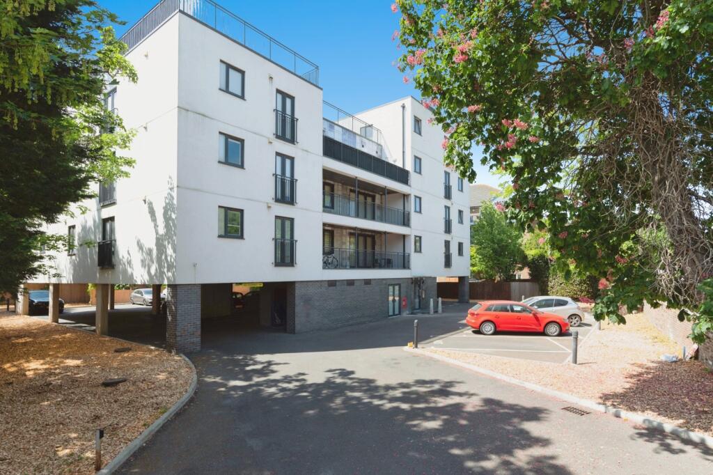 Main image of property: Argent Street, Grays, Essex, RM17