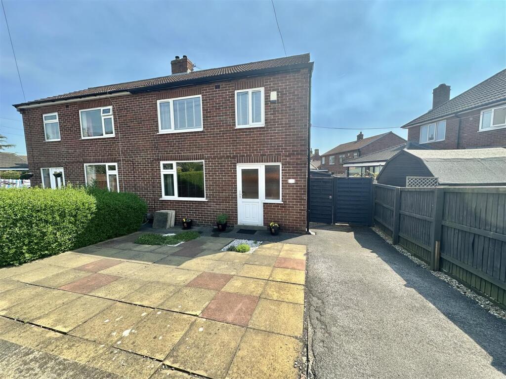 Main image of property: Robin Royd Lane, Mirfield