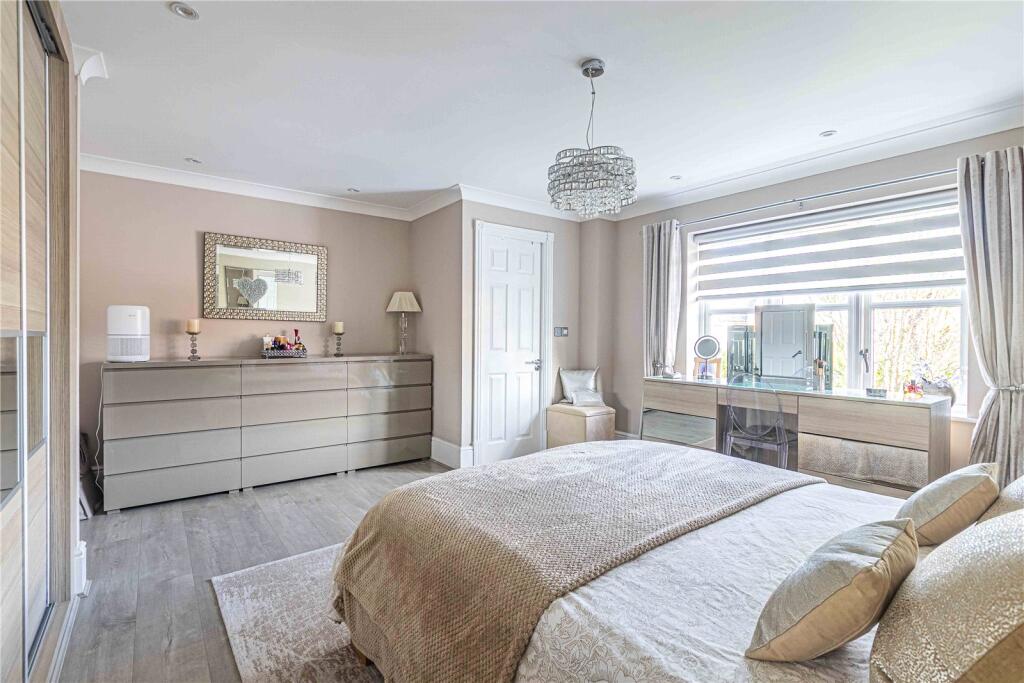 Additional image 11 of Beningfield Drive, St. Albans, Hertfordshire, AL2