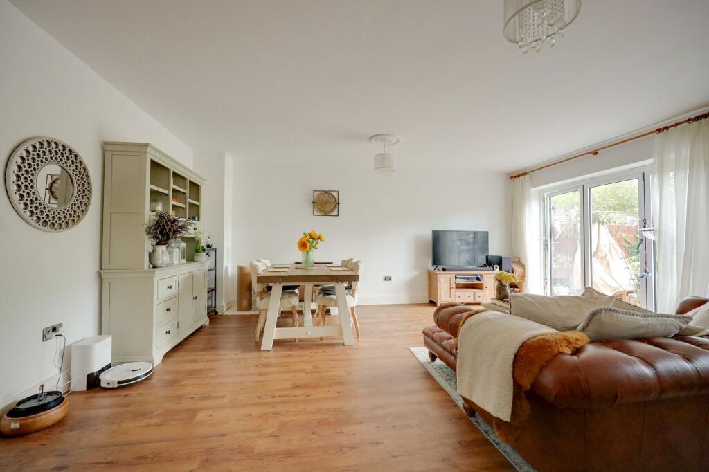 House in Burgess Hill, Hook Place - More