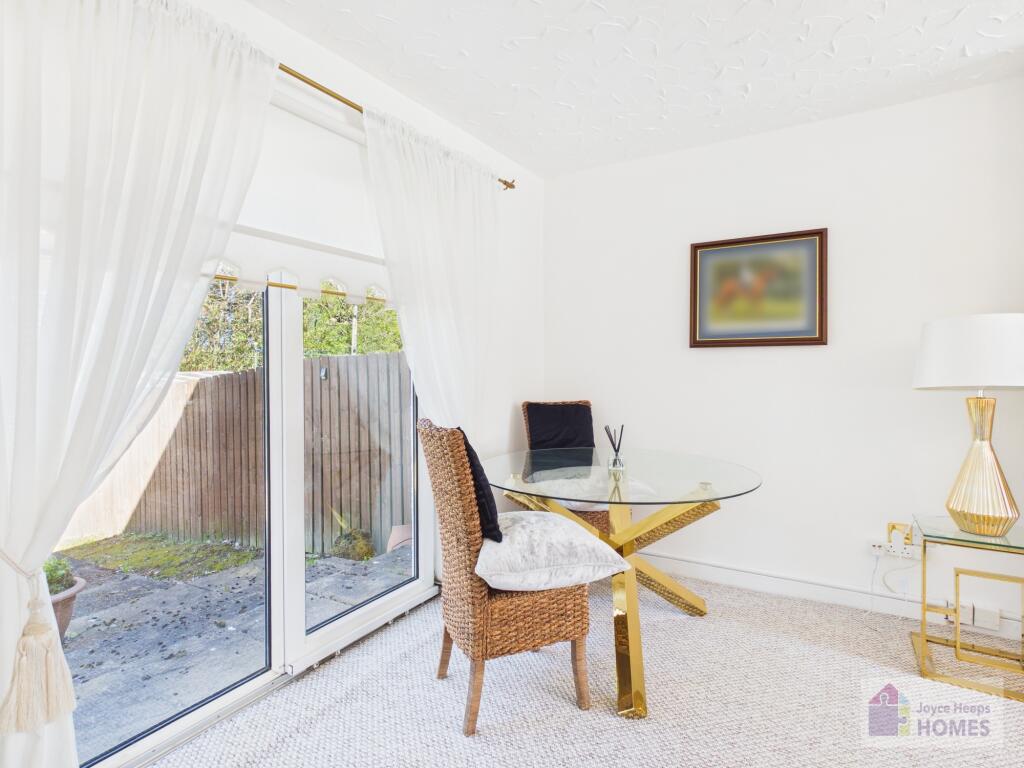 Shiel Avenue, East Mains, East Kilbride, G74  photo 4