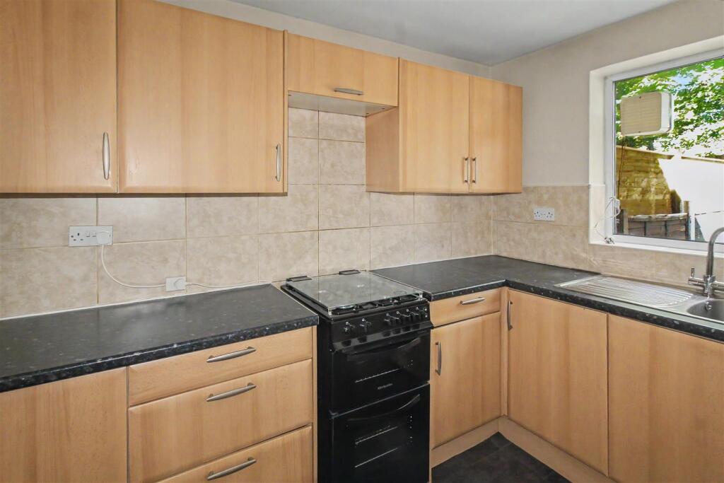 House in Nottingham, Bramcote - More