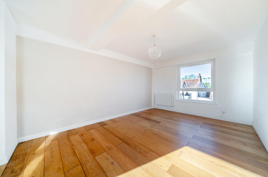Apartment in Portsmouth - More