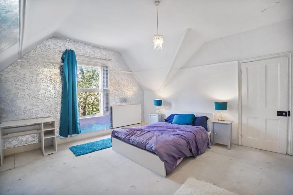 House in London - View 4