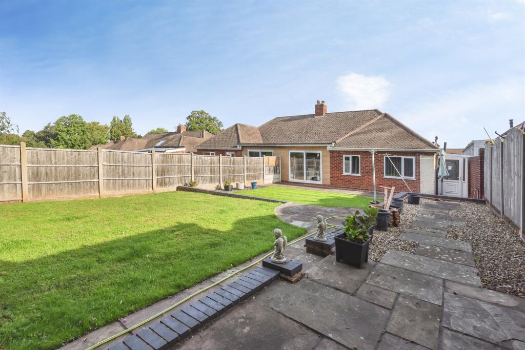Ebrington Avenue, Solihull photo 3