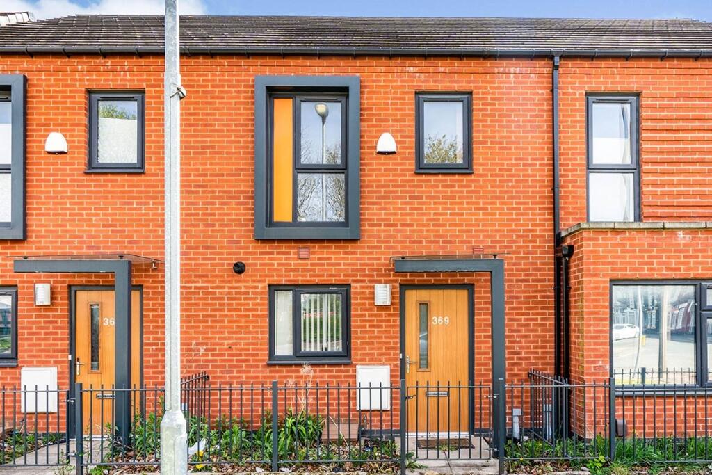 Main image of property: Liverpool Street, Salford, M6