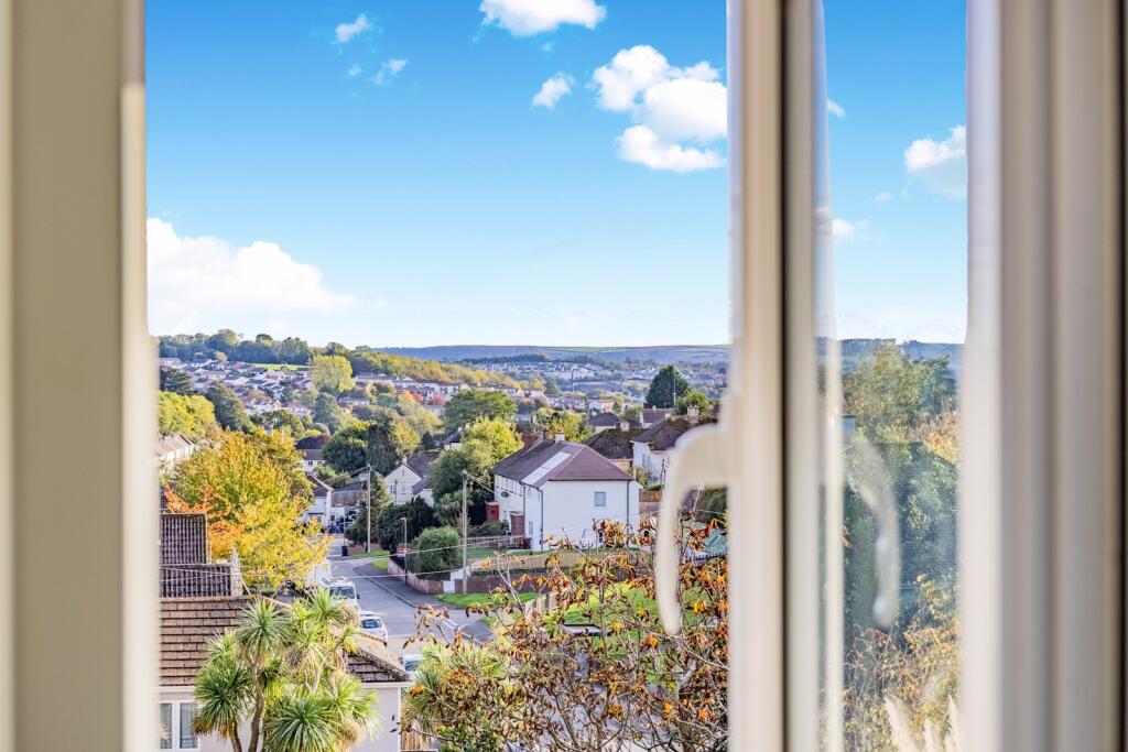 Pines Road, Paignton, Devon, TQ3 photo 2