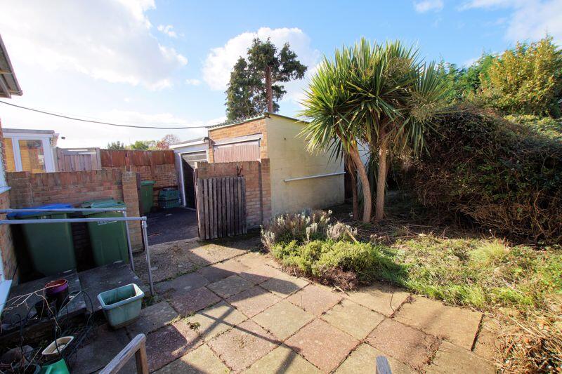 Grove Avenue, Portchester photo 4