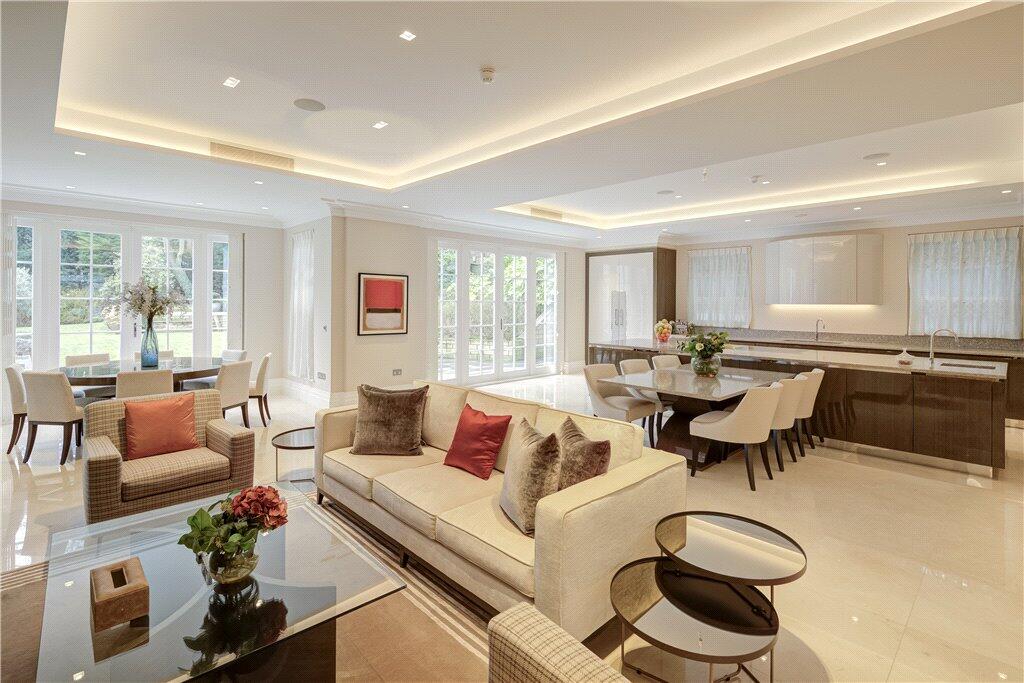 House in London, Coombe - View 4