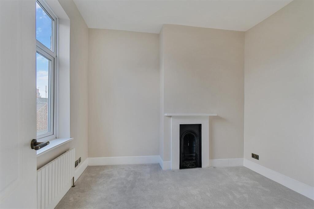 Apartment in York, Holgate - More
