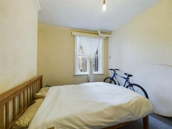CAM03358G0-PR0127-STILL035.jpg