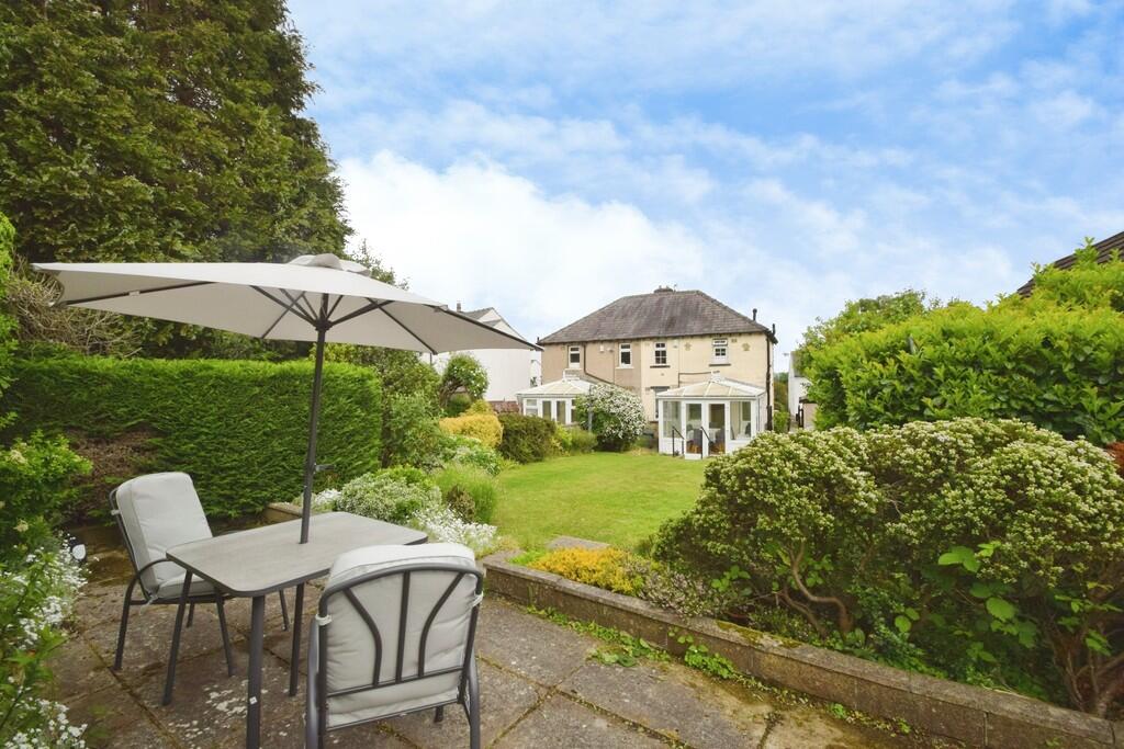 House in Bradford, Bingley - View 4