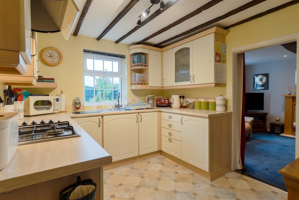 House in Tonbridge and Malling, Burham - More