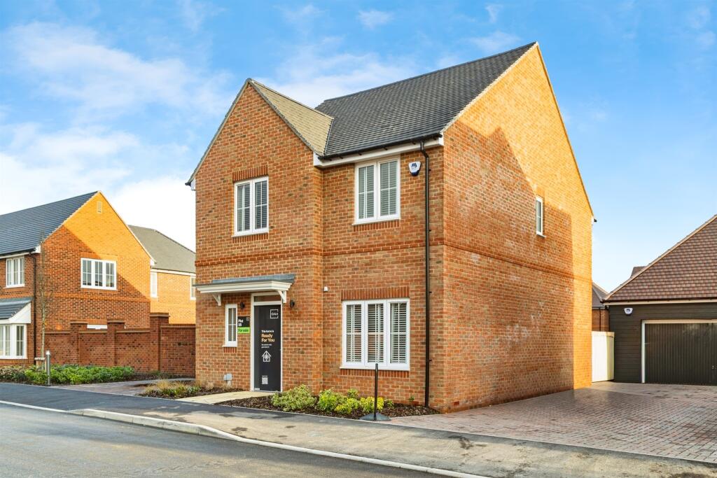 Main image of property: High Street, Wendover, Aylesbury