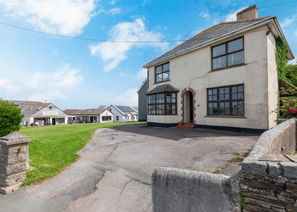 Main image of property: 7 New Road