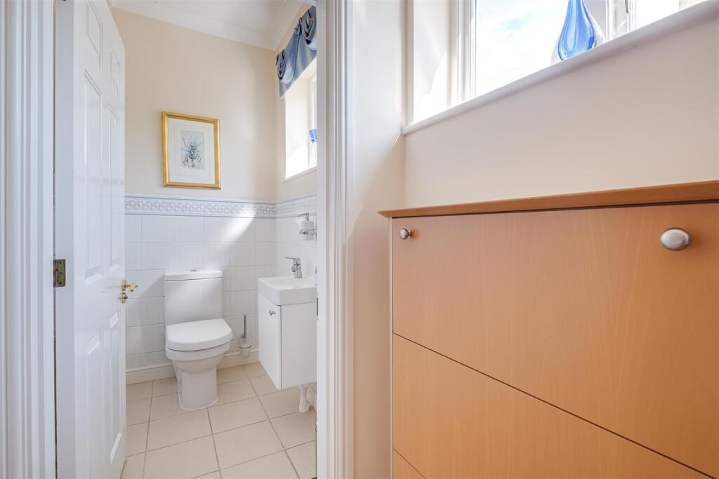 Additional image 22 of Selwyn Walk, Little Aston, Sutton Coldfield