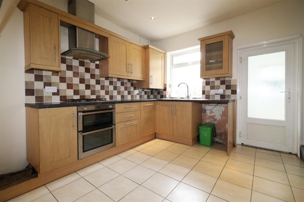 House in Macclesfield, Cheshire East - View 4