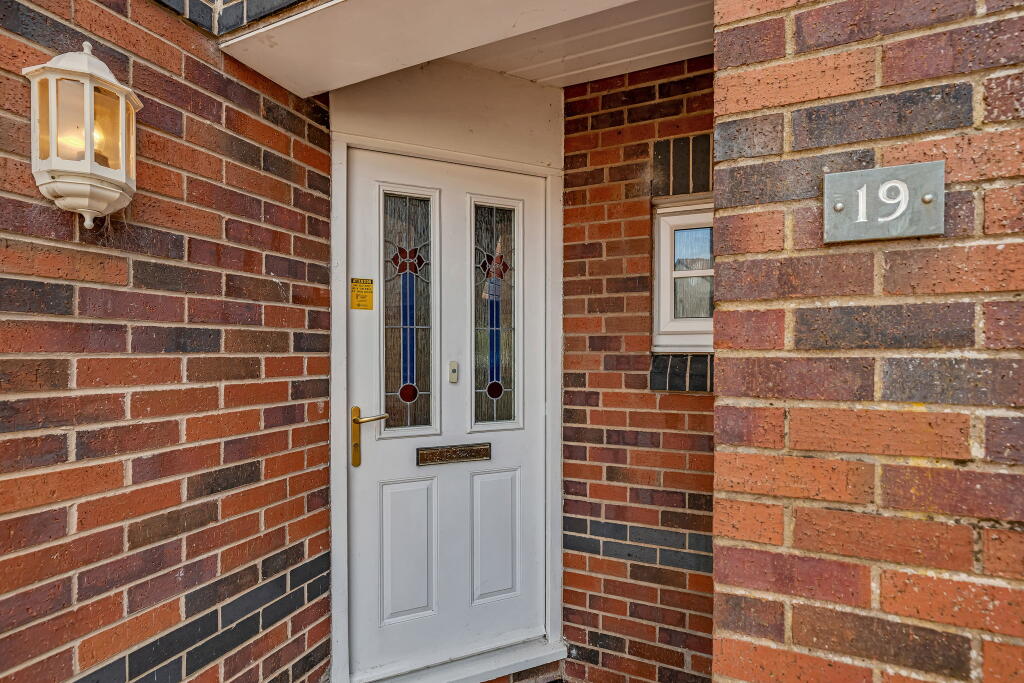 House in Auldhouse, Benthall, Crosshouse - View 2