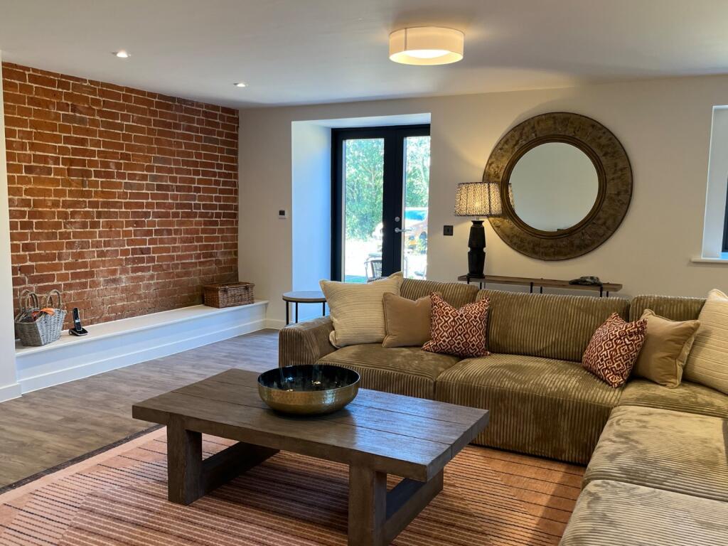 House in Ipswich - View 5