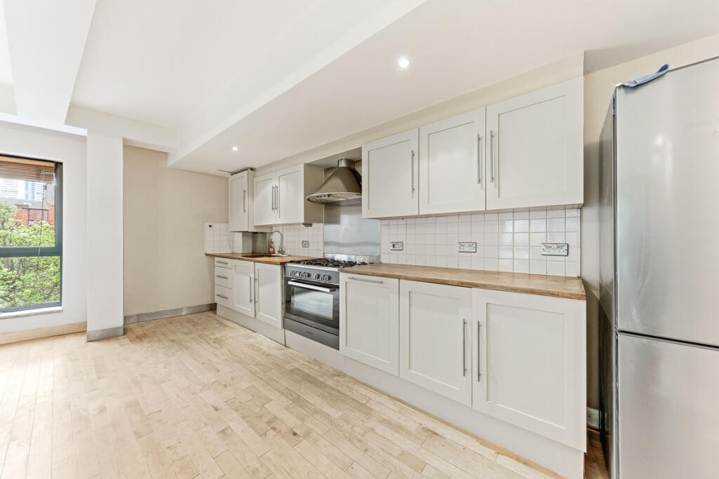 Apartment in Leeds, Warehouse Hill, Lovell Park - View 4