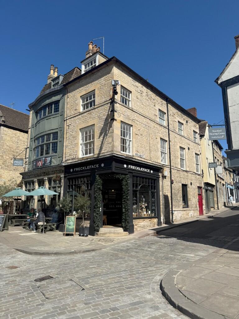 Main image of property: Red Lion Square, Stamford, Lincolnshire, PE9