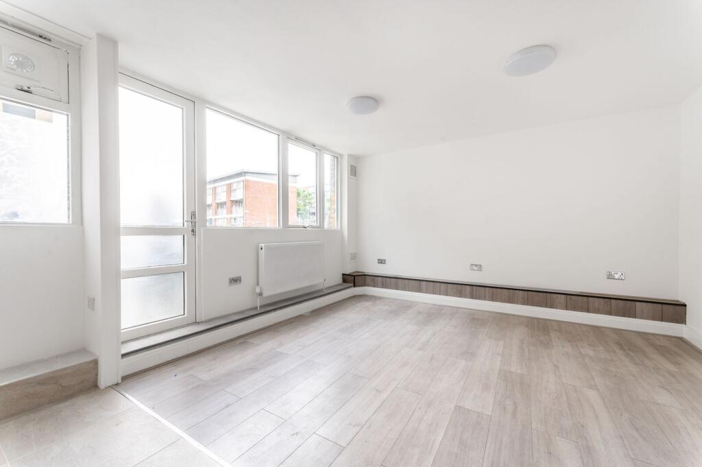 Apartment in London - View 3
