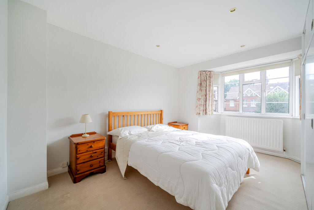 House in Elmbridge, Long Ditton - View 5
