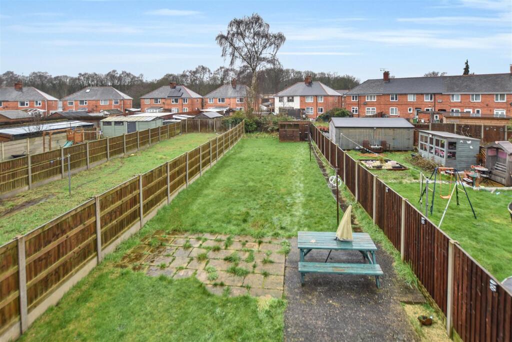 New Hall Road, Ruabon, Wrexham photo 2