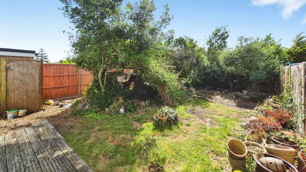 House in Fareham, Hampshire - More
