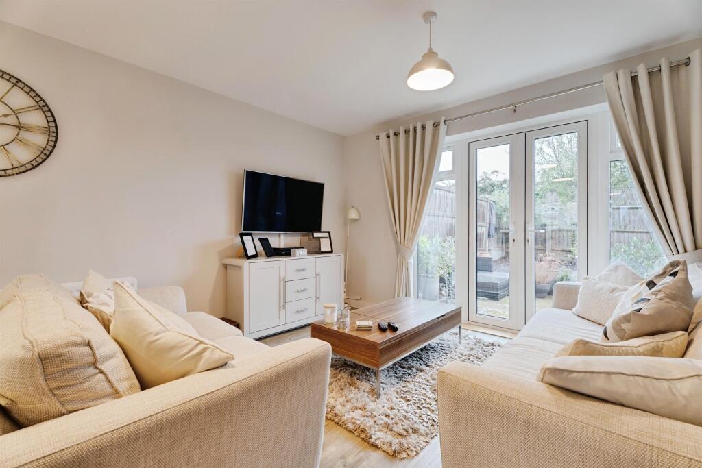 House in Mid Suffolk, Stowmarket - More