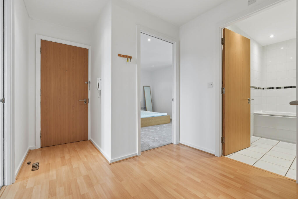 Apartment in Leamington Spa, Milverton, Royal Leamington Spa - More