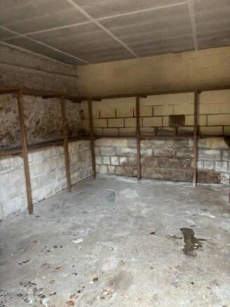Barn 1b.jpg