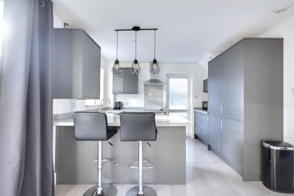 House in Nottingham, Toton - View 2