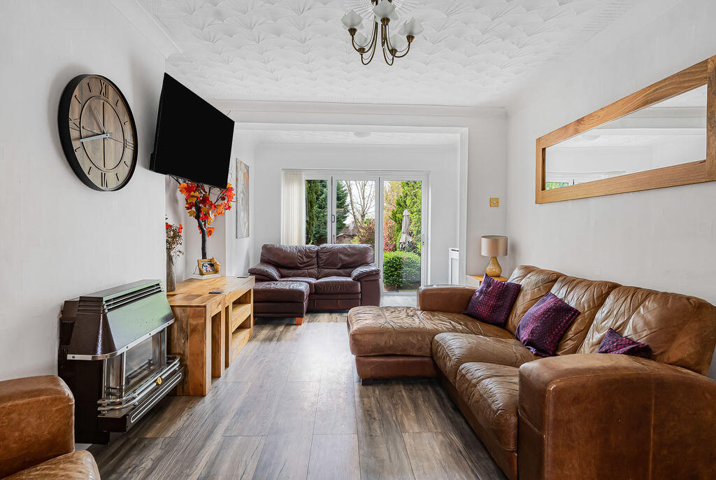 House in Milton Keynes, West Bletchley - View 2